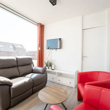 Tatil Evi New Dahlia 1 With Parking By Interhome *